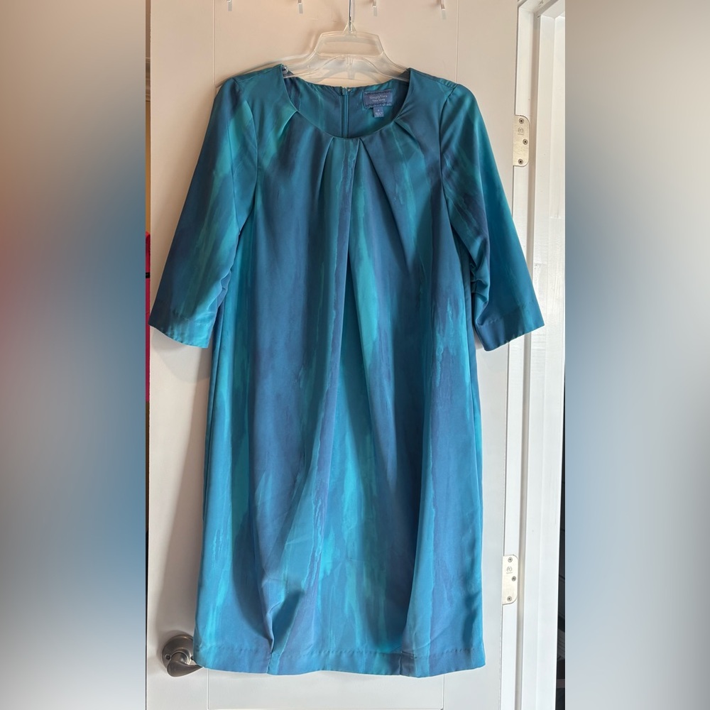 4/$20 Simply Vera Vera Wang Blue Shift Dress
